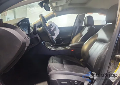 2016 Buick Regal z USA, uszkodzony, nr VIN 2G4GL5EX5G9190771